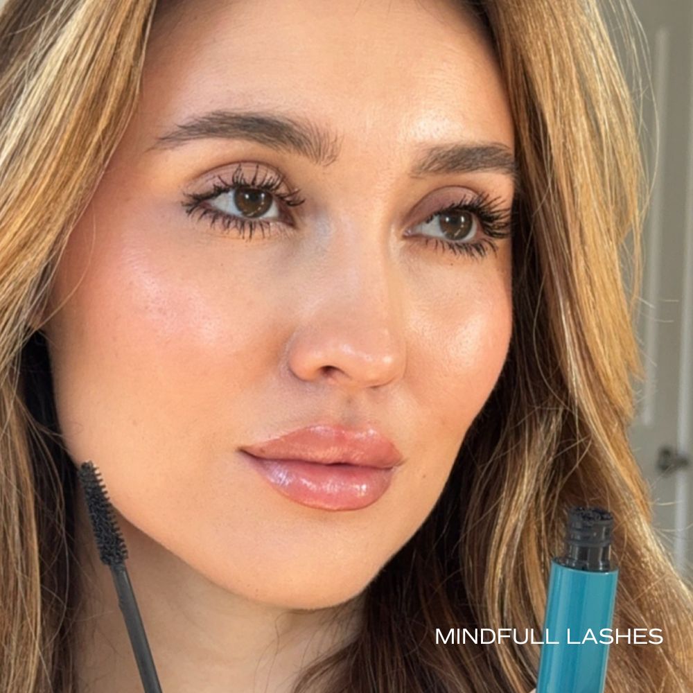 Lengthening and Volumizing Mascara