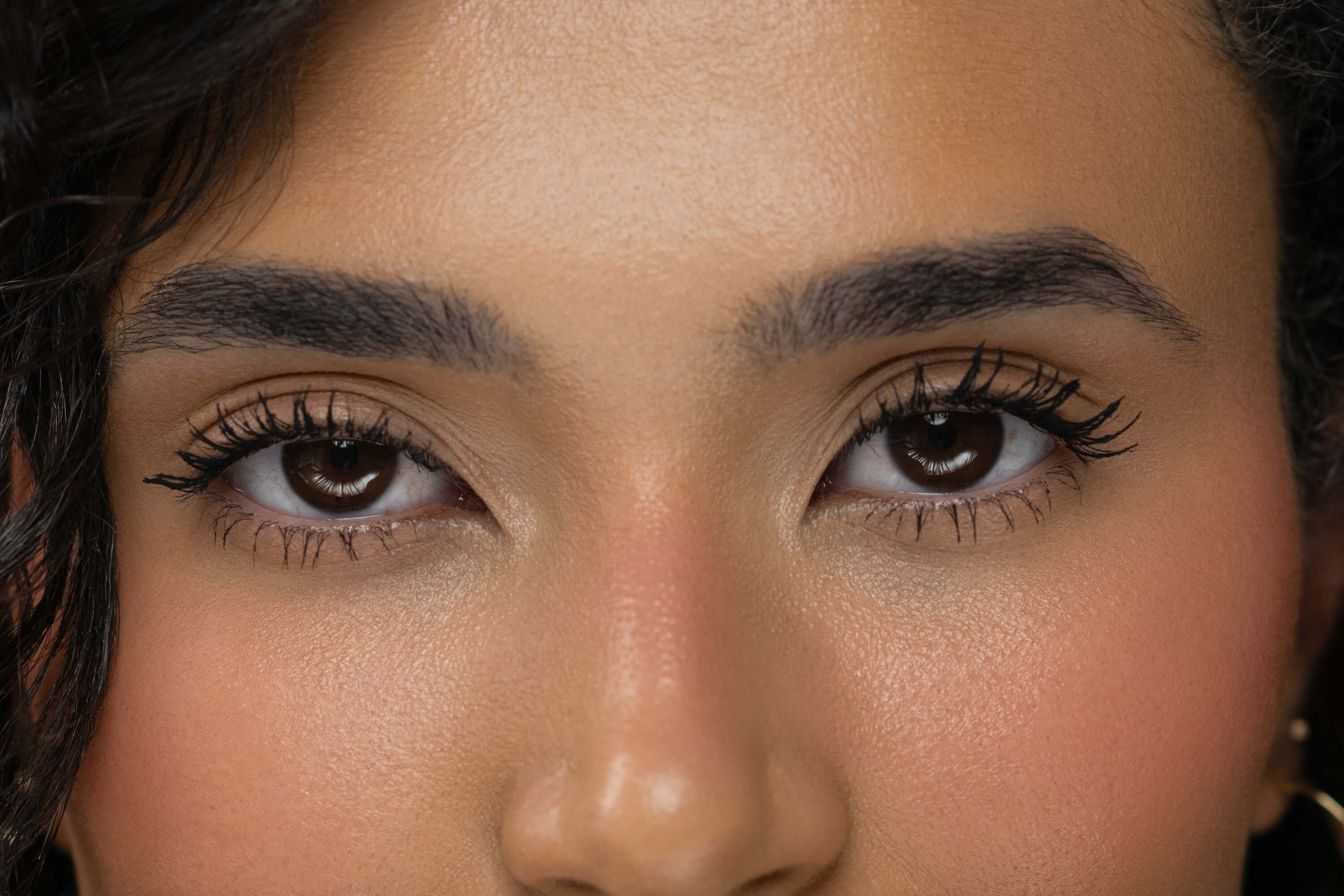 Lengthening and Volumizing Mascara