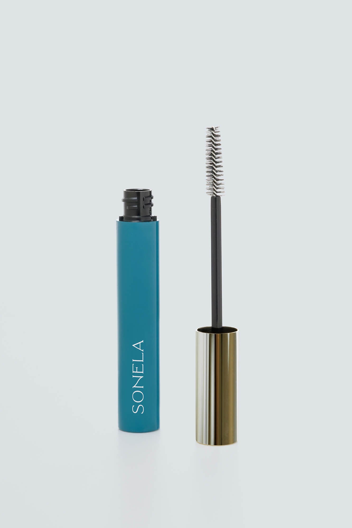 Lengthening and Volumizing Mascara